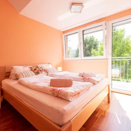 Apple Garden 4p Apartament *