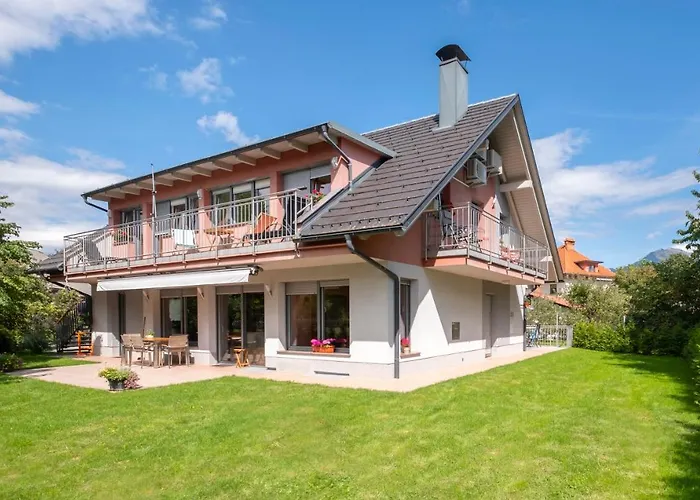 아파트 Apple Garden 4p 블레드